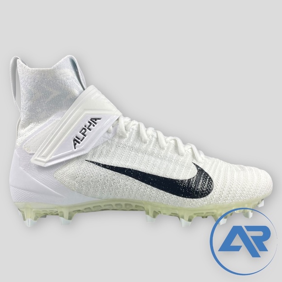 Athletic_Shoes